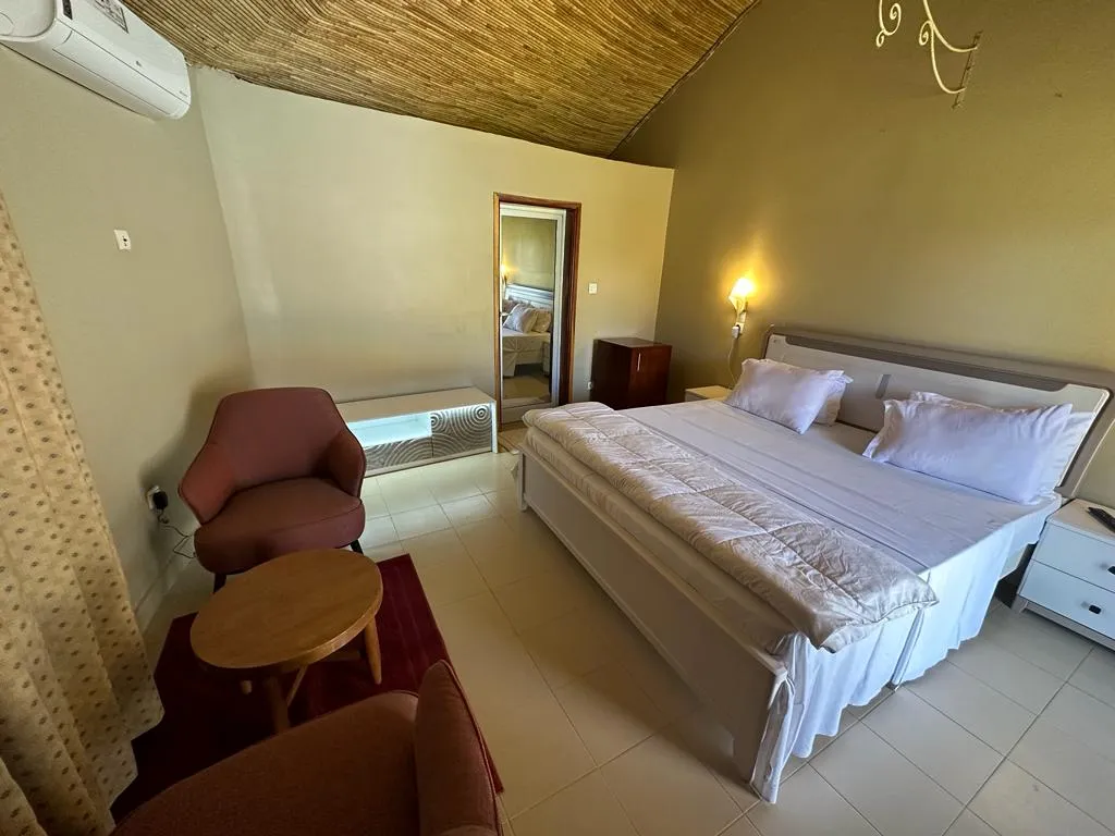 Chez Salim Lac Rose 7