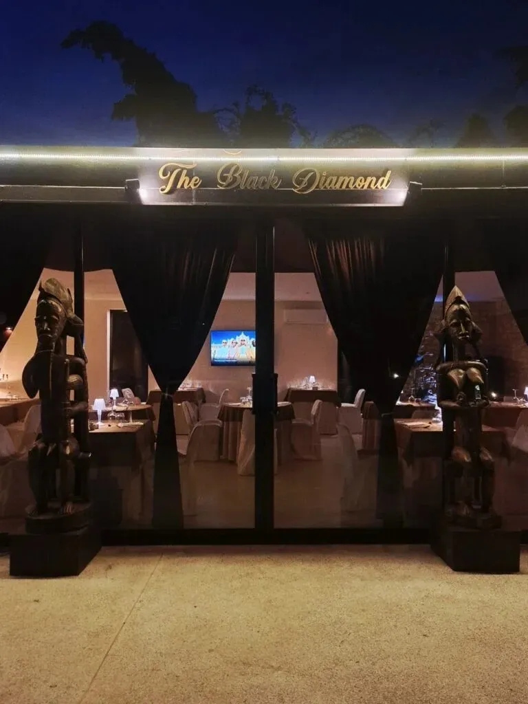 THE  BLACK DIAMOND+
