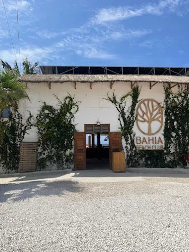 Bahia Beach club
